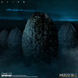 Mezco Toyz One:12 Collective Alien Deluxe Edition Action Figure Egg Facehugger