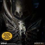 Mezco Toyz One:12 Collective Alien Deluxe Edition Action Figure Egg Facehugger