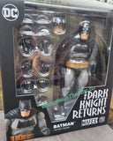 MAFEX BATMAN The Dark Knight Returns 106 1:12 Medicom Action Figure DC Comics