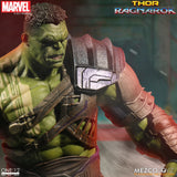 Marvel Comics Thor Ragnarok Armored Hulk 1:12 Action Figure Mezco Toyz One:12 112