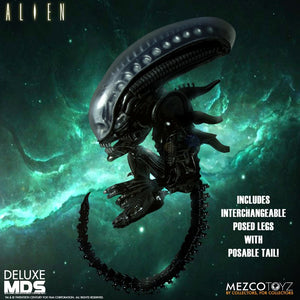 Mezco Toyz Mezco Designer Series MDS Alien Movie 1979 Deluxe Alien Figure Set